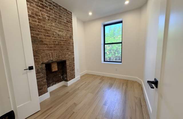 2324 Bedford Ave
