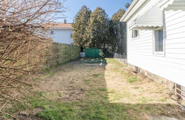 807 North Eaton Street