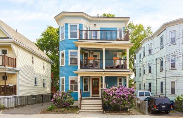 58 Conwell Ave