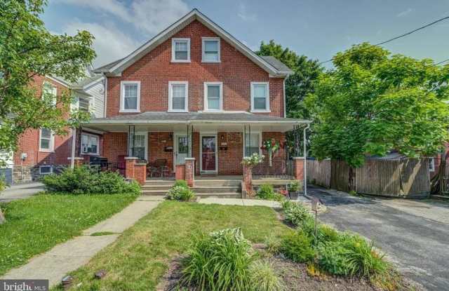 231 EDGEMONT AVENUE