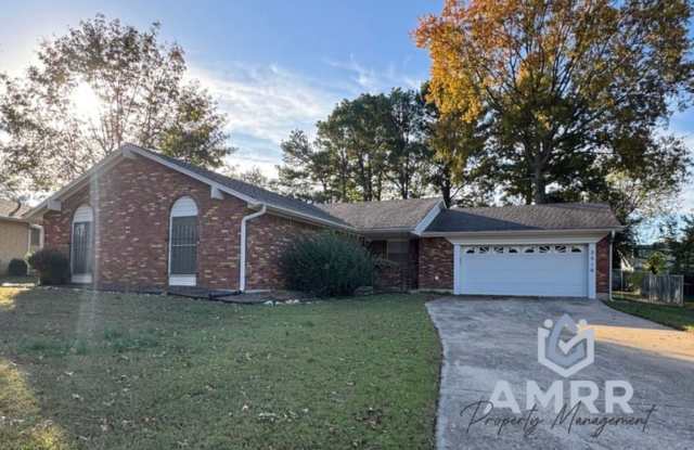 Photo of 3 Bedroom Home with Fenced Yard!!