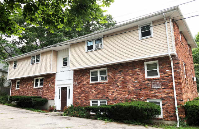 Photo of 35 Davis Ave