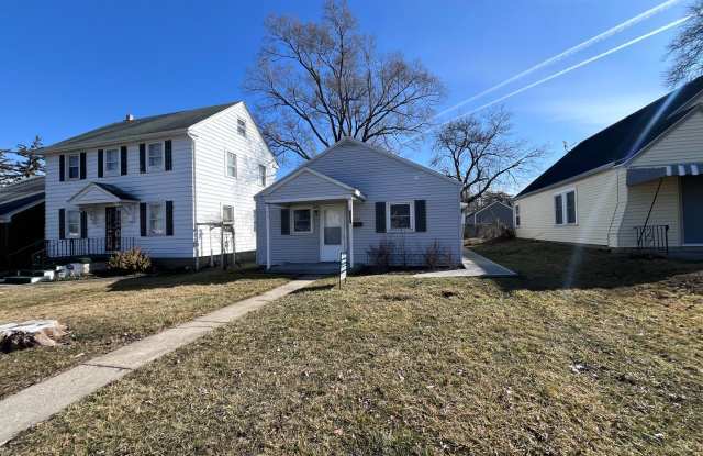 4029 S Hanna - Updated Kitchen, New Appliances Plus All New Flooring Throughout!! *UPCOMING* (Not Showable Yet)