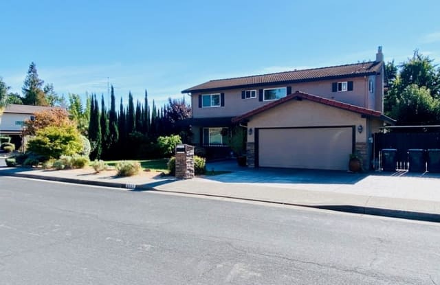 1757 Burbank Court Fairfield CA apartments for rent