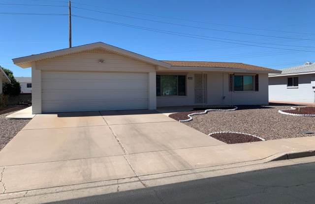 Beautifully Updated  2 Bed - 2 Bath Home in 55 Plus Community in Sunland Village - Mesa, AZ