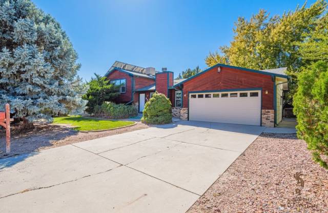 587 Starlight Drive