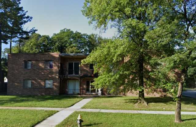 850 S Green Rd