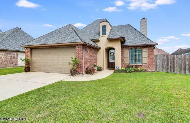 103 Grasswalk Court - 103 Grasswalk Court, Lafayette County, LA 70508