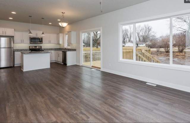 Beautiful 4 Bedroom Home! BRAND NEW CARPET!!