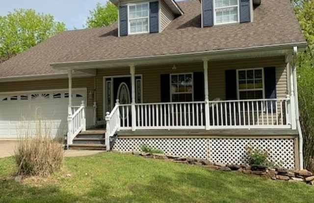 Furnished 4 Bedroom 3 Bath House in Kimberling City, MO with 2 car garage-Seasonal Lake View