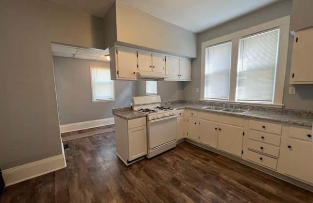 1076 West Main Street - 1