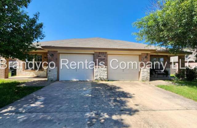 1300 Cinch Drive - A - 1300 Cinch Drive, Killeen, TX 76549