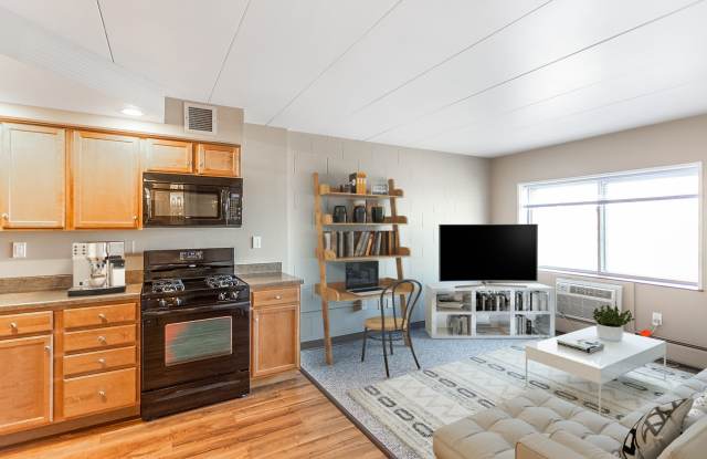 Photo of River Tower Apartments