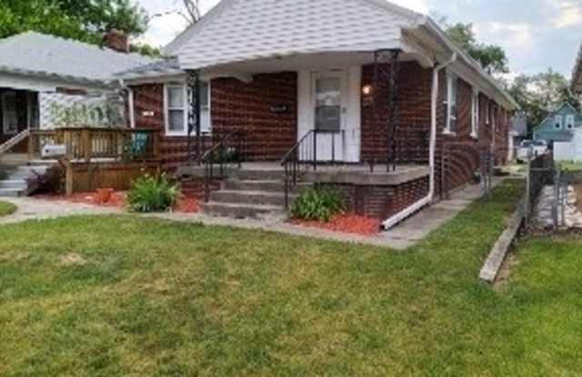 231 N Oakland Avenue