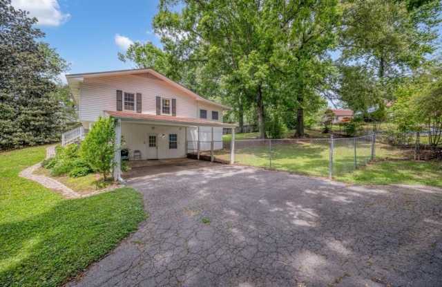 83 Summit Ridge Circle SE