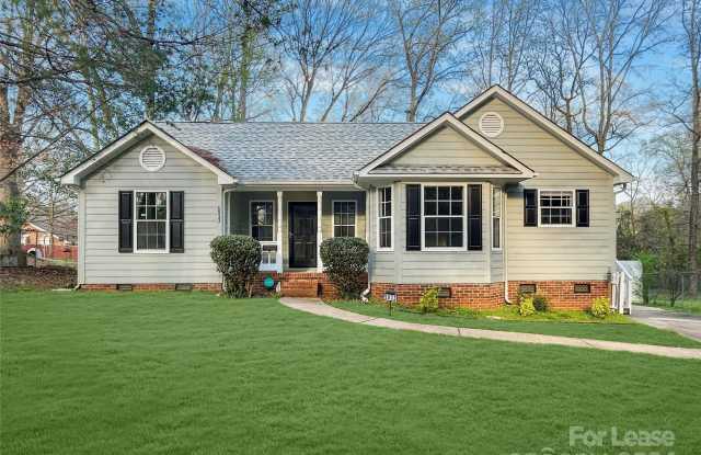 5933 Ruth Drive - 5933 Ruth Drive, Charlotte, NC 28215