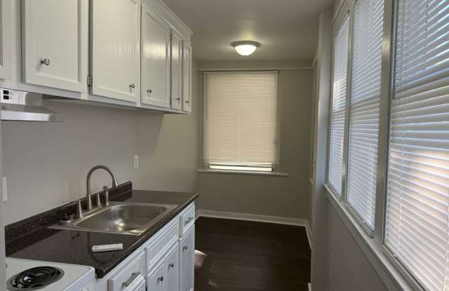 Earlewood-Cotton Town- Belleview