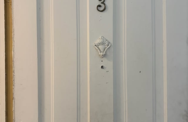 129 E Gorham - Unit 3