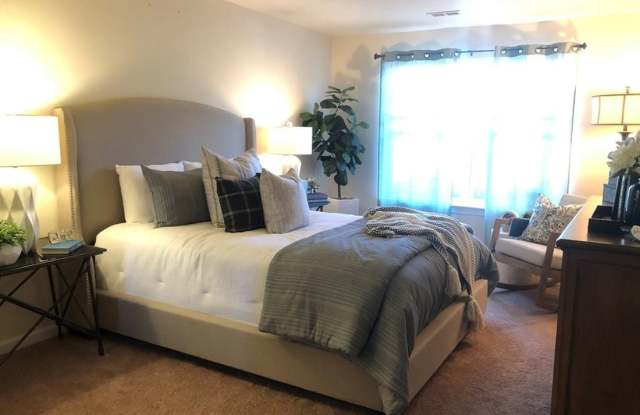 The Villas of Castleton Apartments