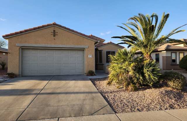 Very Nice 2 bedroom in Sun City Grand Community!
