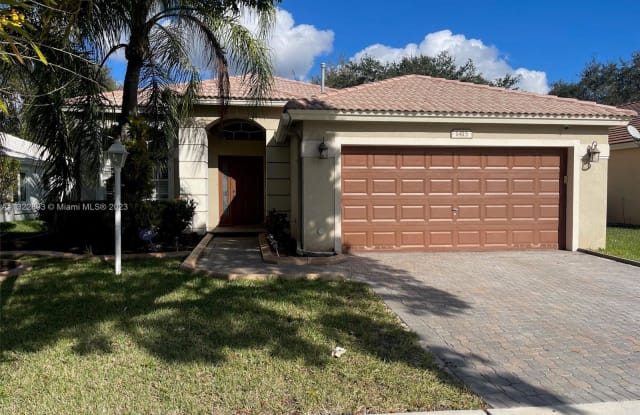 1415 Nw 143rd Ave - 1415 Northwest 143rd Avenue, Pembroke Pines, FL 33028