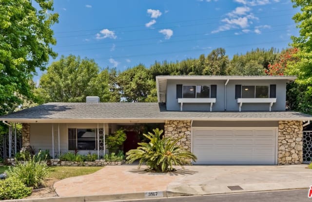 3167 Dona Sarita Pl - 3167 Dona Sarita Place, Los Angeles, CA 91604