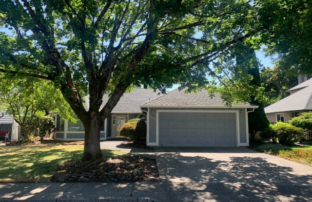 15701 SE Meadow Park Circle - 15701 Southeast Meadow Park Circle, Vancouver, WA 98683