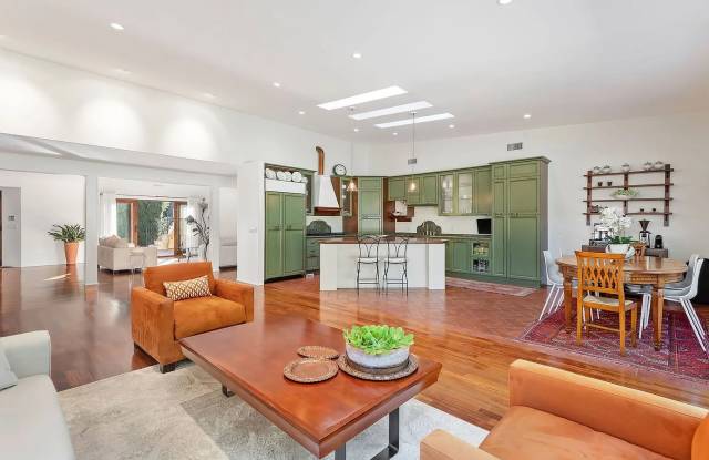 937 Camino Viejo Road