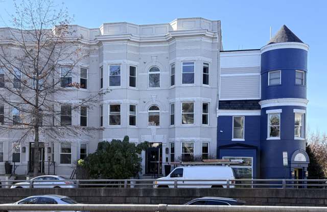Photo of 1814 N Capitol St NW#104