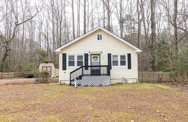 125 Lewis Dr