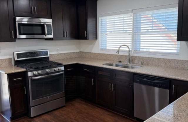 Photo of 176 Bethune Way