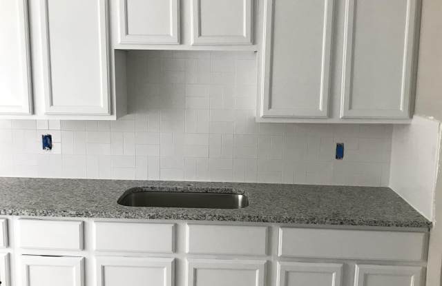 2524 Red Robin Drive