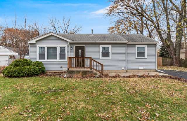 Photo of Charming 3-Bedroom Home with Bonus Room in Plainfield SD 202