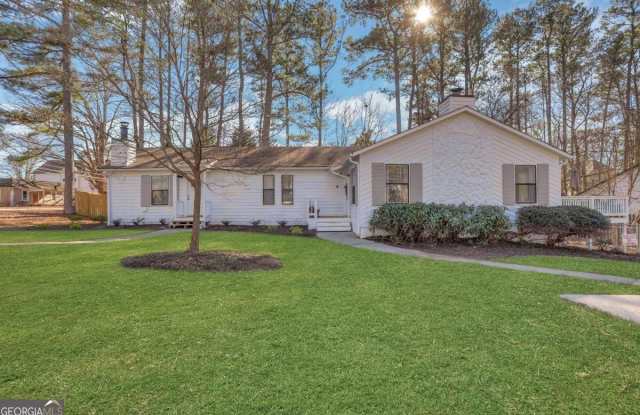 1000 Mathews Court SE