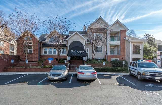 Photo of Beautifully Updated 1 Bed 1 Bath Condo With Sunroom In Sought After Point At Park