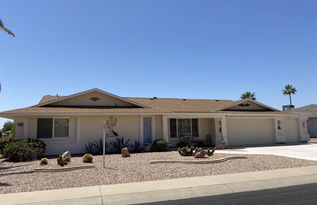 Photo of 9807 W MOCKINGBIRD Drive
