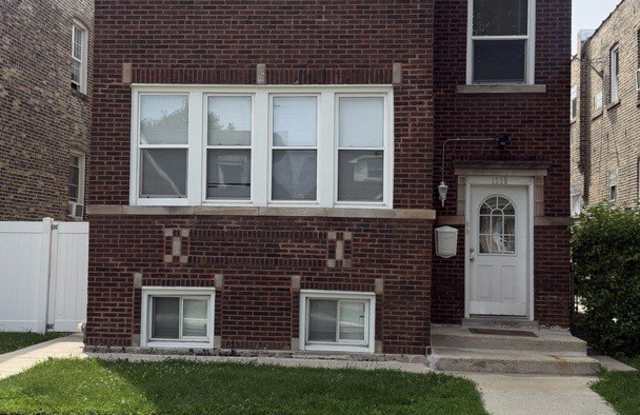 1220 S 59th Court