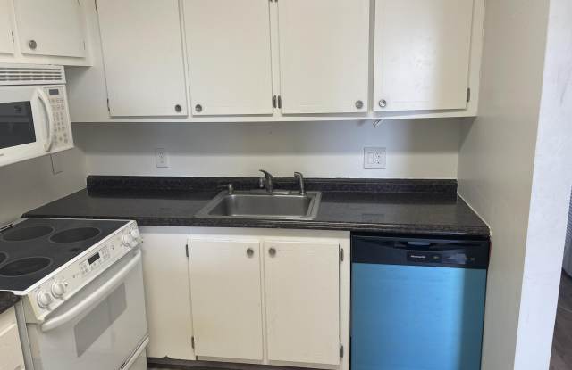 400 Village Green Circle W