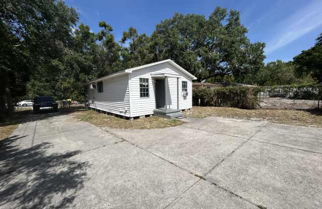 Photo of 1328 37th Street Northwest