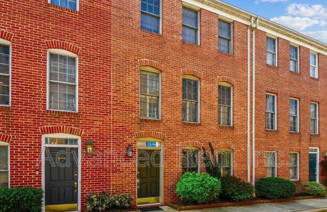 Photo of 11 W. Churchill Street