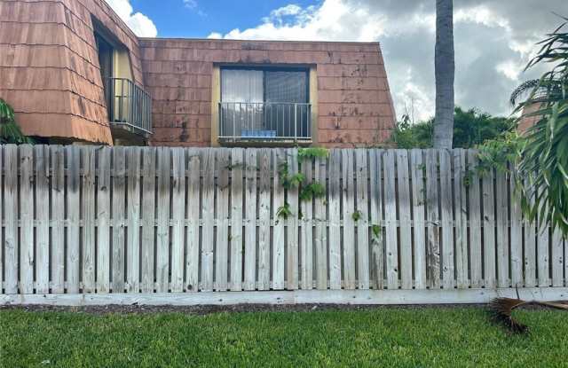 Photo of 1709 Park Meadows Drive unit: 4