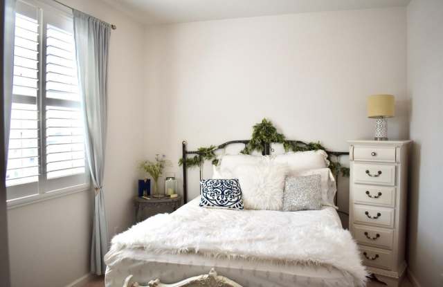 Stunning 3-Bedroom, 2.5-Bathroom Home for Rent Near Clovis East