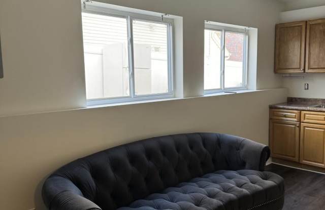 183 Brighton Street unit: 1