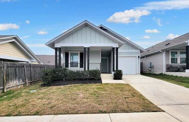 Modern 3BR/2BA Home with Garage  Fenced Backyard