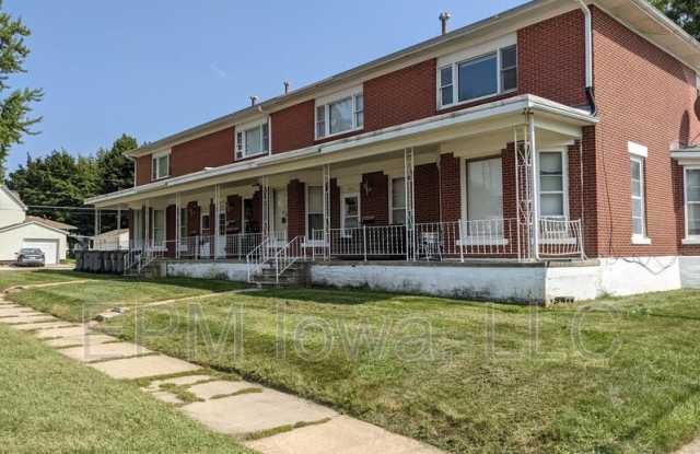 Photo of 302 1/2 1st Street Southeast