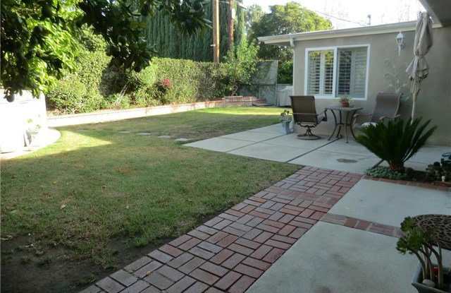834 Delaware Road