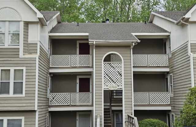 Photo of 1004 Brookhollow Drive - 2