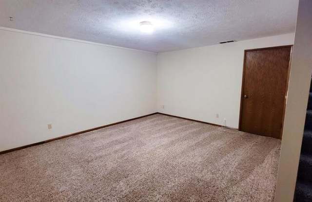 3304 Northwestern Avenue - B