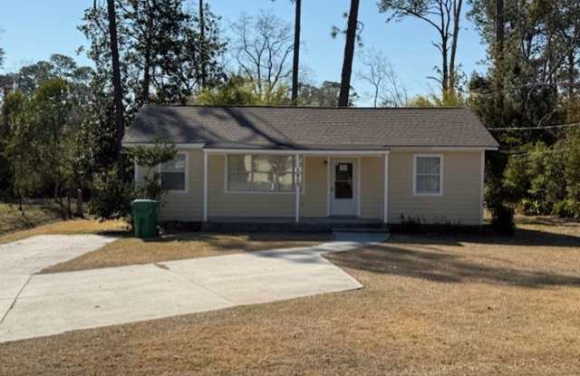 Great Location Near VSU  Valdosta Mall