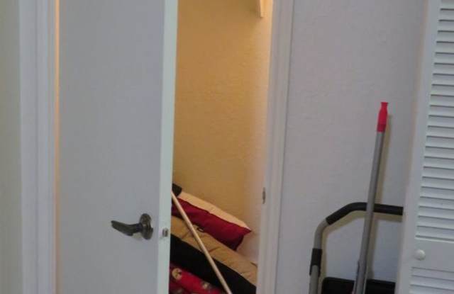 Photo of ROBBINS PLACE 202